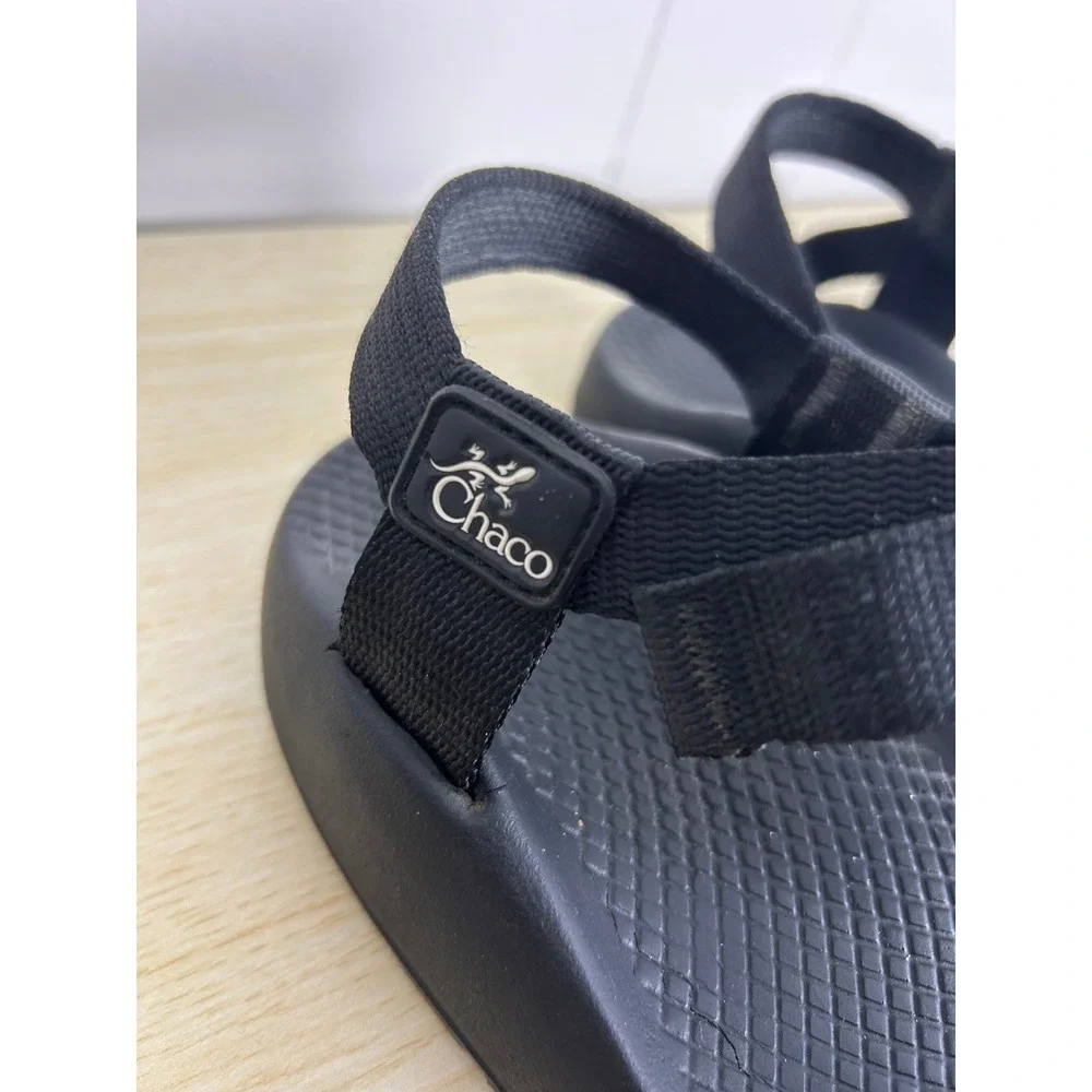 Chaco Sandals Men Size 9 Black Z/2 Classic Strappy Toe Loop Hiking Gorpcore USA
